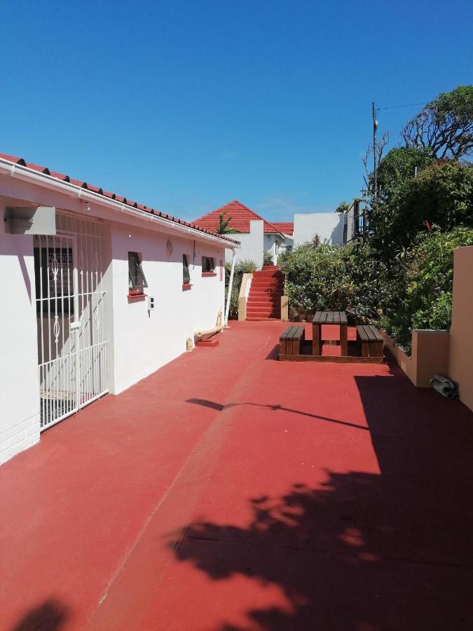 The Whitehouse Hotel Port Shepstone Bagian luar foto