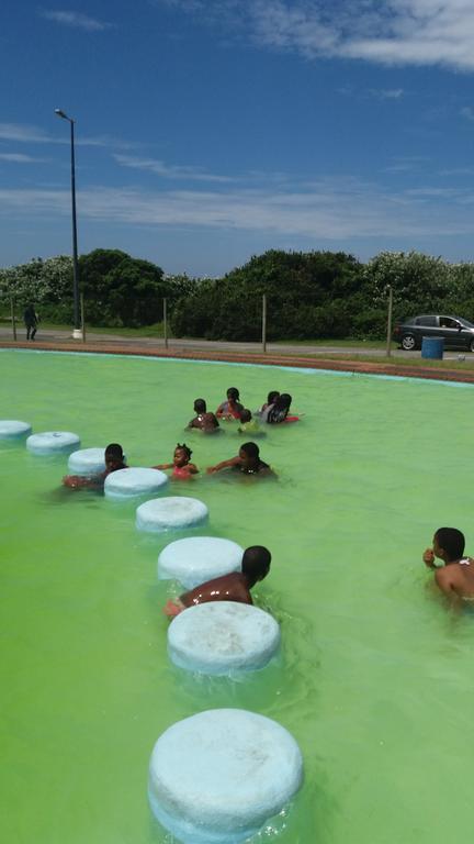 The Whitehouse Hotel Port Shepstone Bagian luar foto