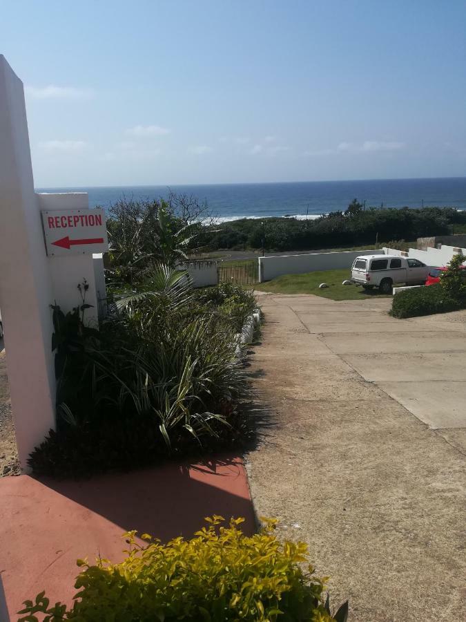 The Whitehouse Hotel Port Shepstone Bagian luar foto